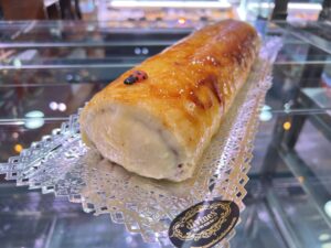 BRAZO CREMA Y YEMA QUEMADA