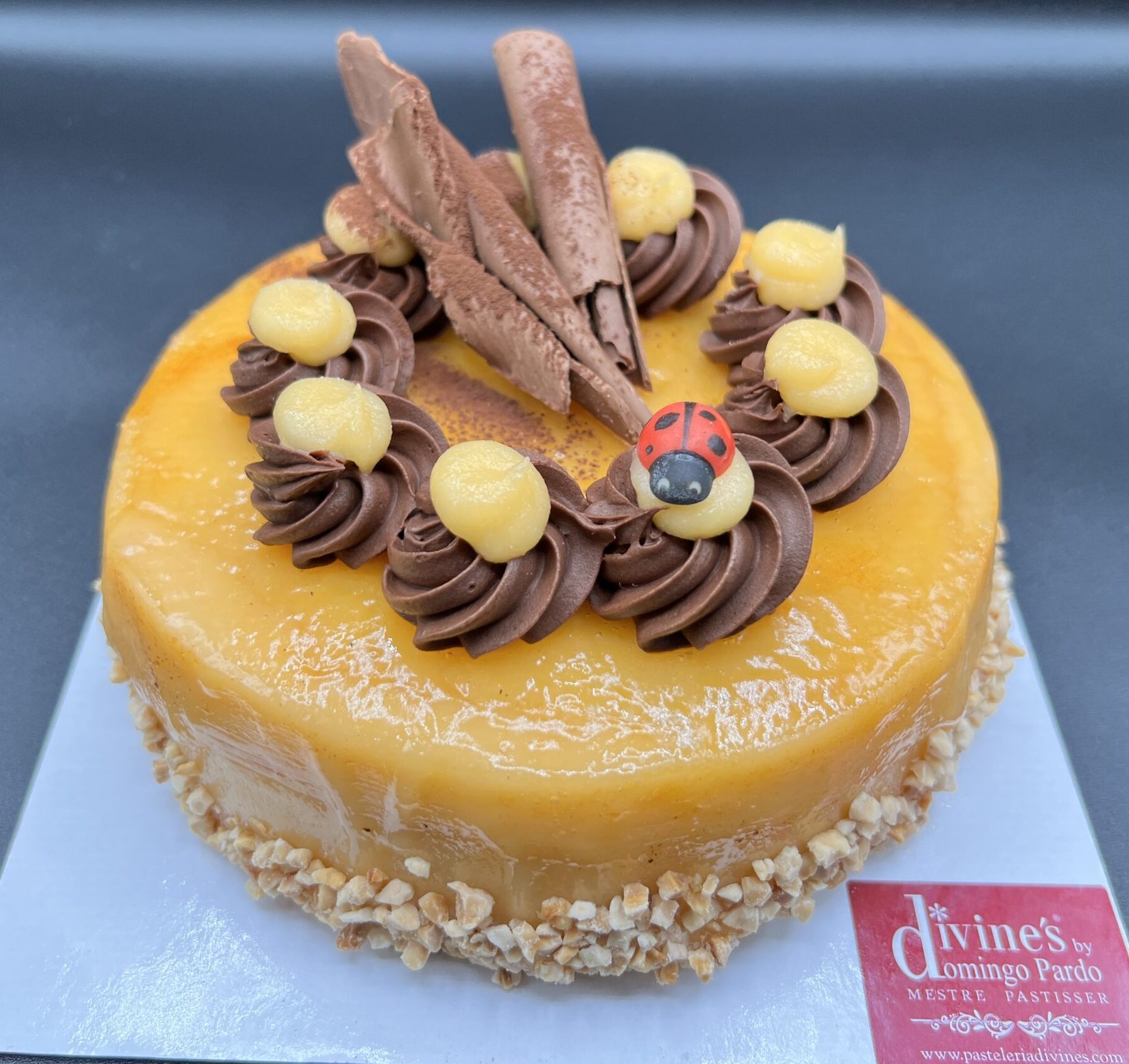 TRUFA NEGRA Y YEMA QUEMADA